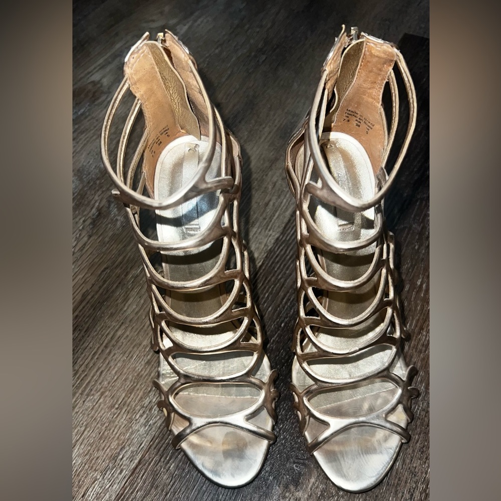 Gold Aldo Heels Size 37/7